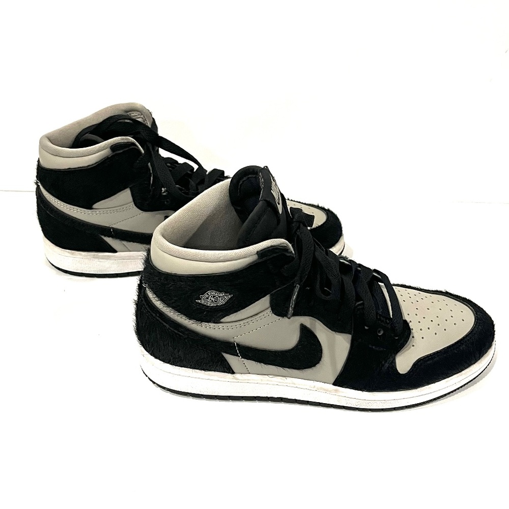 AIR JORDAN 1 Retro High OG "Medium Grey" with Black Pony Hair-Size 3Y